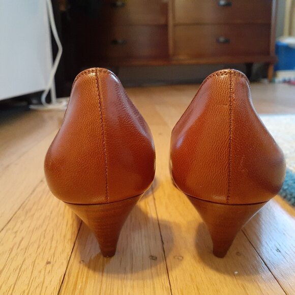 Christian Louboutin brown heels - Picture 2 of 4